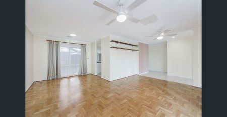 Large Family Home - Photo 5