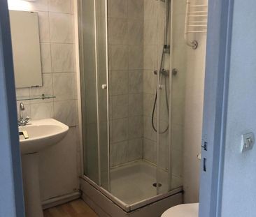 Location Appartement 1 pièce 27m² BORDEAUX 33000 - Photo 3