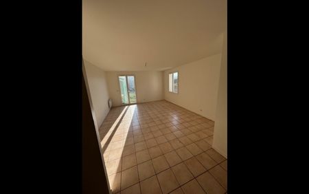 Location Maison 3 pièces 69 m² la chatre- langlin - Photo 2