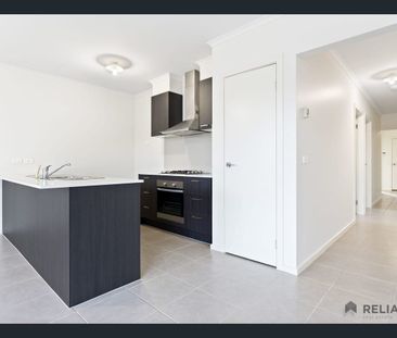 Stylish & Low-Maintenance Living in Prime Strathtulloh Location - Photo 5