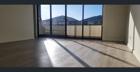 🛏️ 4 Bedrooms | 🛋️ 2 Living Areas | 🎬 1 Media Room | 🛁 3 Bathrooms | 🚗 Double Garage - Photo 2