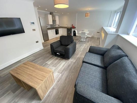 2 bedroom flat to rent - Photo 1