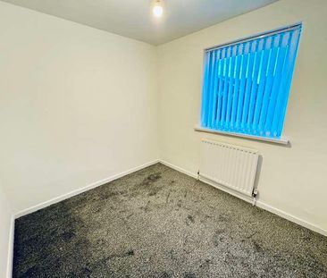 Burt Avenue, North Shields, NE29 - Photo 2