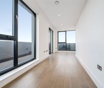 Fox Lane, N13, London - Photo 4