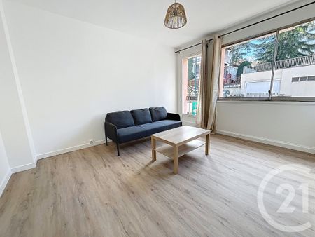 Location Appartement 1 pièce 22m² CLERMONT FERRAND 63000 - Photo 2