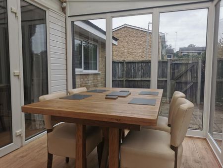 5 bedroom house to rent - Photo 2