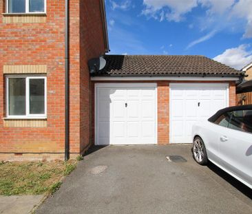 3 bedroom detached house to rent - Photo 3