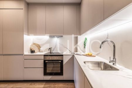 2 bedroom luxury Apartment for rent in Madrid, Community of Madrid - Photo 5