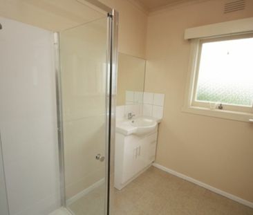 FAMILY HOME IN A GOOD LOCATION - Photo 3