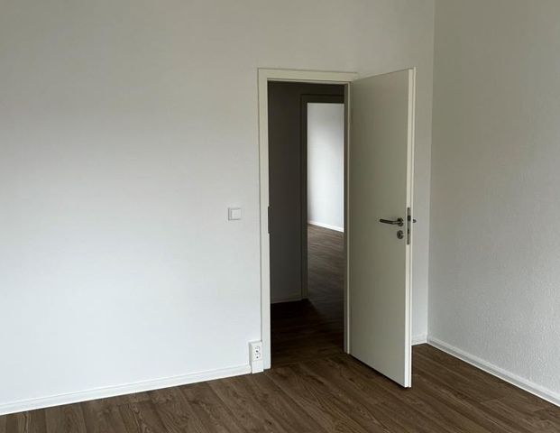 Einziehen und Wohlfühlen! – drei Zimmer sofort bezugsfertig - Photo 1