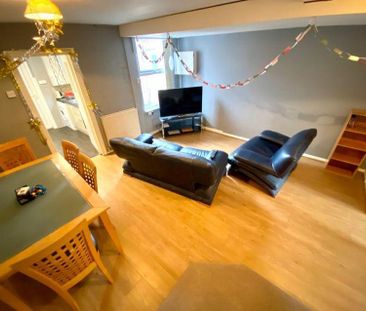 2 bedroom house share to rent - Photo 2