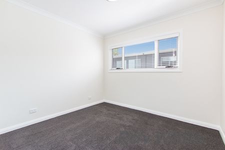 11/1 Brown Street, Cardiff NSW 2285 - Townhouse For Rent | Domain - Photo 2
