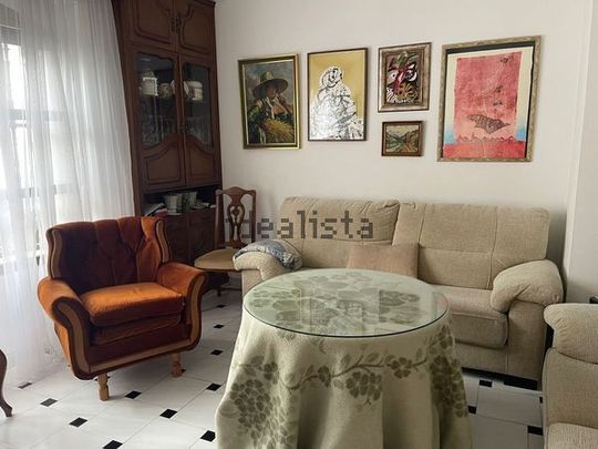Alquiler de casa o chalet independiente en Calle Antonio Garely, 6 - Photo 1
