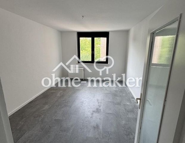 Charmante 3 - Zimmer - Wohnung mit Balkon - Foto 1