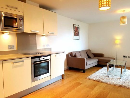 Water Gardens Square - Photo 1