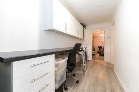 3 bedroom apartment to rent - Photo 5