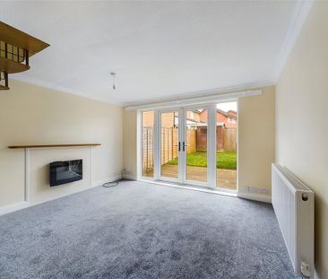 2 bedroom terraced house to rent - Photo 2