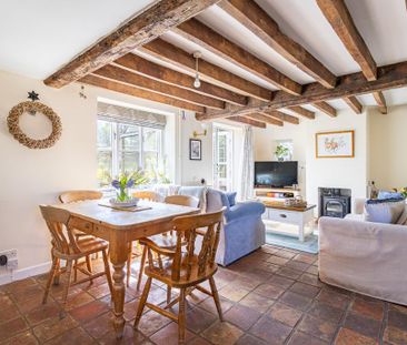 2 bedroom detached house to rent - Photo 2