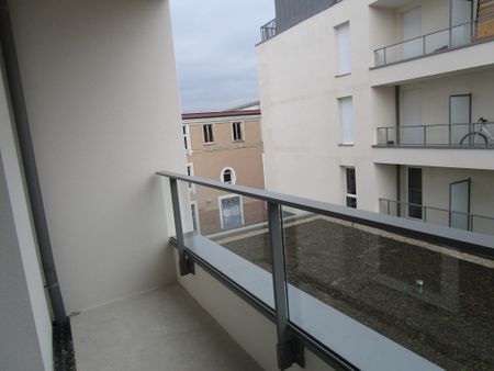 Appartement RUE LEONE LALIRE - Photo 4