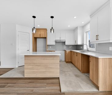 À louer / Maison à étages - Photo 1