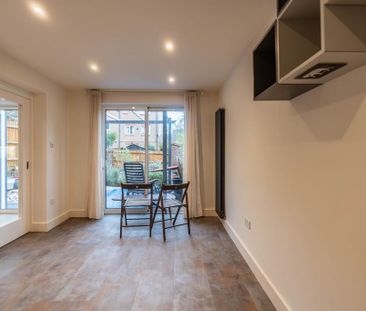 3 bedroom semi-detached house to rent - Photo 1