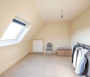 Appartement met één slaapkamer en garagebox te huur. - Foto 1