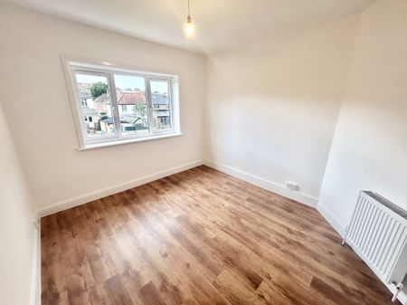 Bitterne Road West, Southampton - Photo 4