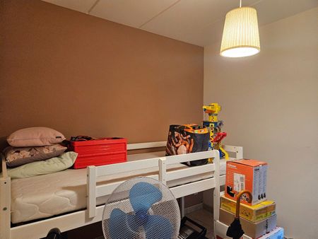 Ruim appartement met 2 slaapkamers in het centrum van Heultje! - Foto 5