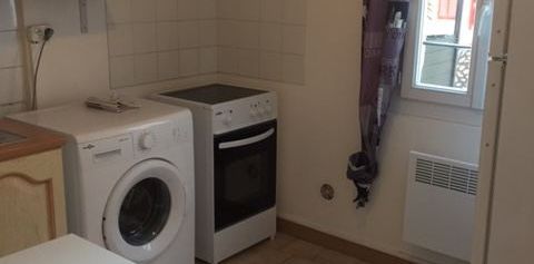 Location Appartement 2 pièces 44m² LA SEYNE SUR MER 83500 - Photo 2