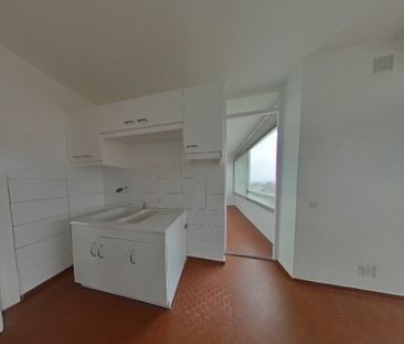 APPARTEMENT T4 A LOUER - Photo 2