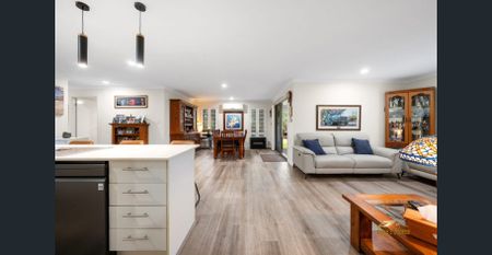 Space, Style & Premium features - Most Desirable & Central Location - Photo 4