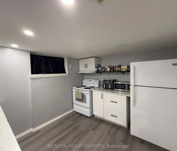 66 Mcdonald Avenue #Bsmnt - Photo 3