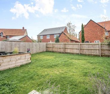 4 bedroom terraced house to rent - Photo 3