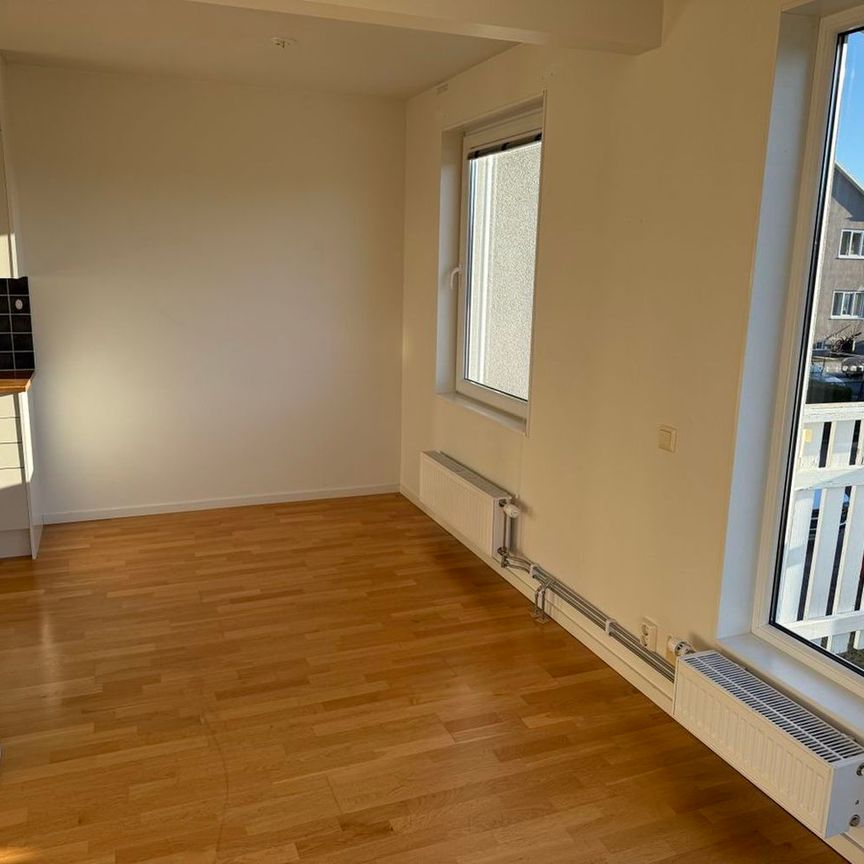 Grundläggaregatan, Örebro - Foto 1