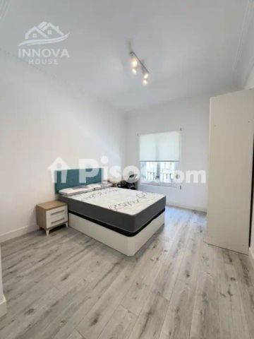 Piso en alquiler en Calle del Gobernador Fernández Jiménez - Photo 5