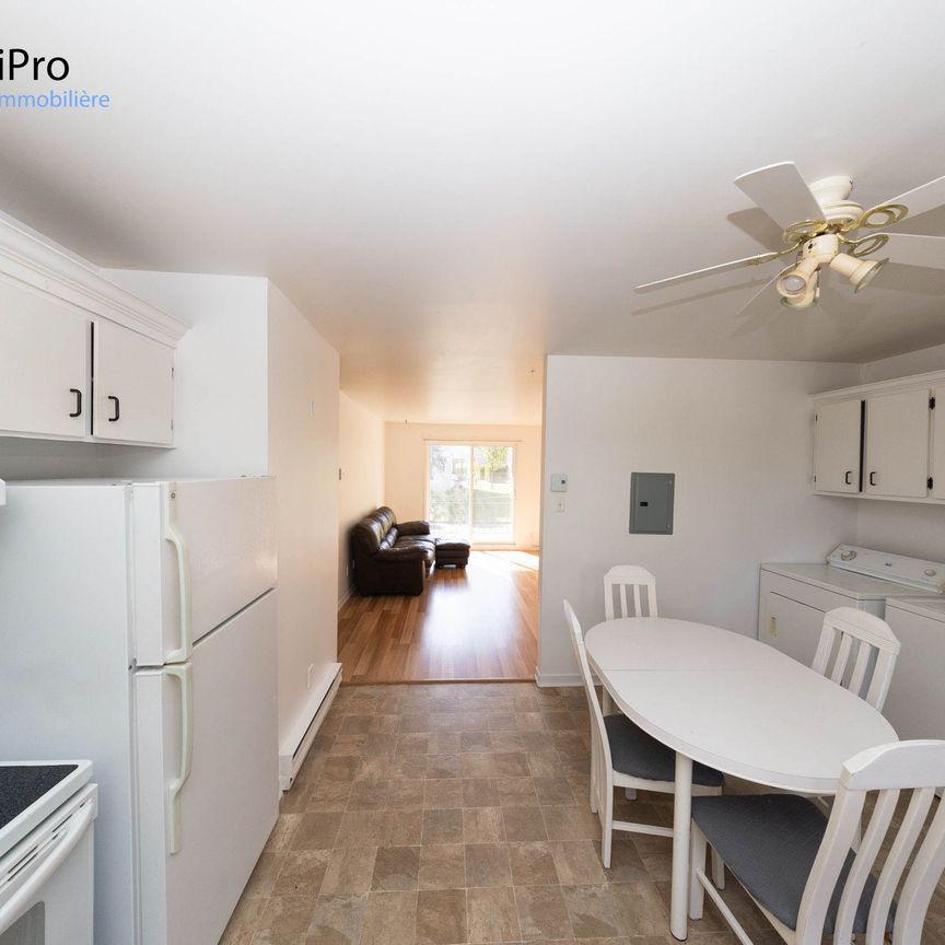 5385 de la Sérénade - Photo 1