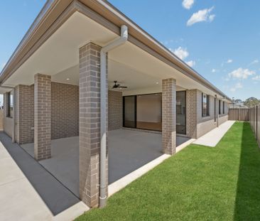 Luxury Living Awaits at 58 Daisy Street - Photo 5