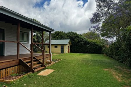 157 Russell Street, Newtown - Photo 3