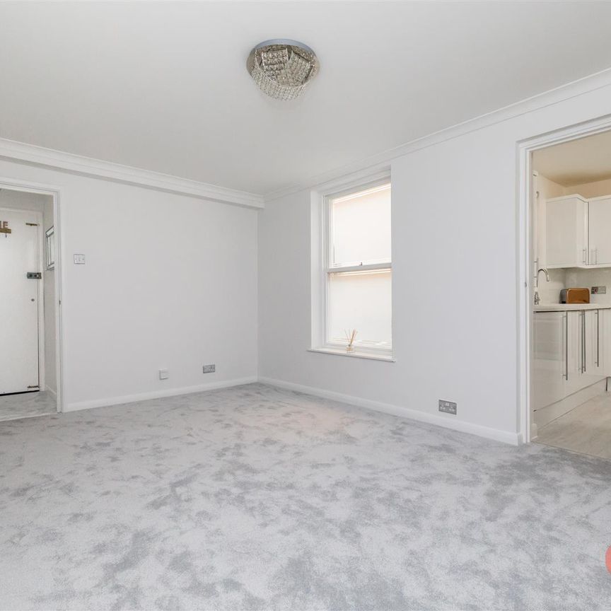 Brunswick Terrace, Hove - Photo 1