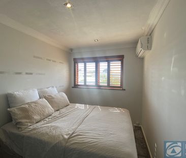Fully Furnished Townhouse in amazing location - Photo 4