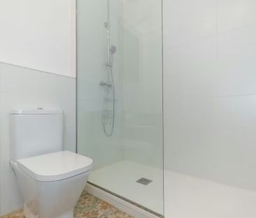 Carrer del Consell de Cent, Barcelona, Catalonia 08011 - Photo 2