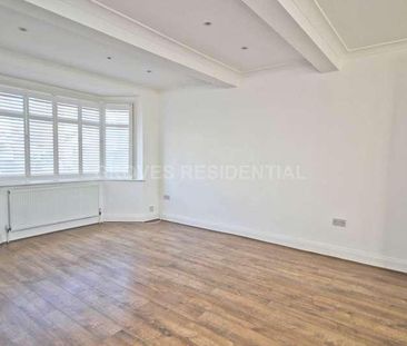 Stanley Avenue, New Malden, KT3 - Photo 2