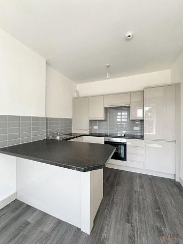 2 bedroom flat to rent - Photo 5