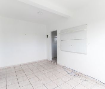 Casa para alugar com 70m², 2 quartos e 1 vaga - Foto 2