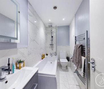 2 bedroom terraced house to rent - Photo 5