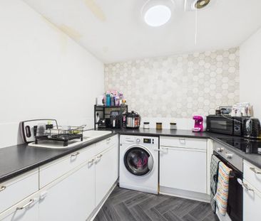 2 bedroom house to rent - Photo 1