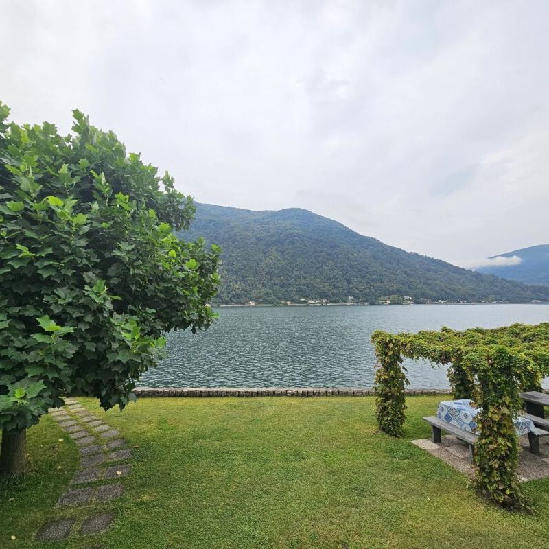 3.5 locali fronte lago con balcone - Photo 1