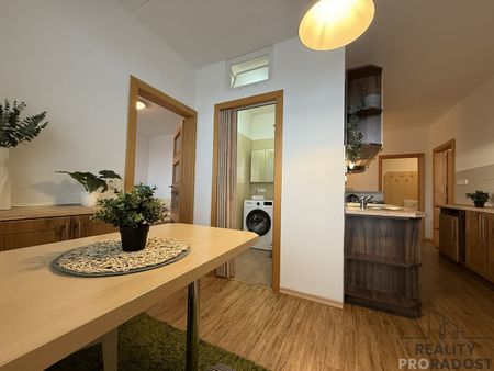 Pronájem bytu 3+1 74 m² - Photo 4