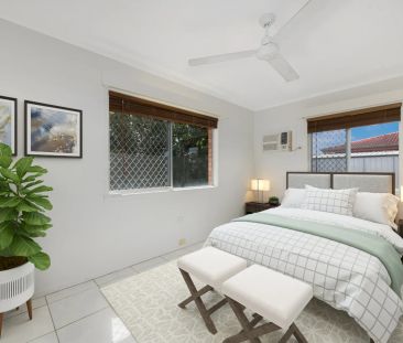 Spacious and Comfortable Family Home in the Heart of Heatley - Photo 6