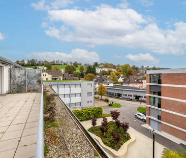 "Wunderschöne Maisonette-Wohnung mit Weitblick in Zofingen" - Photo 1